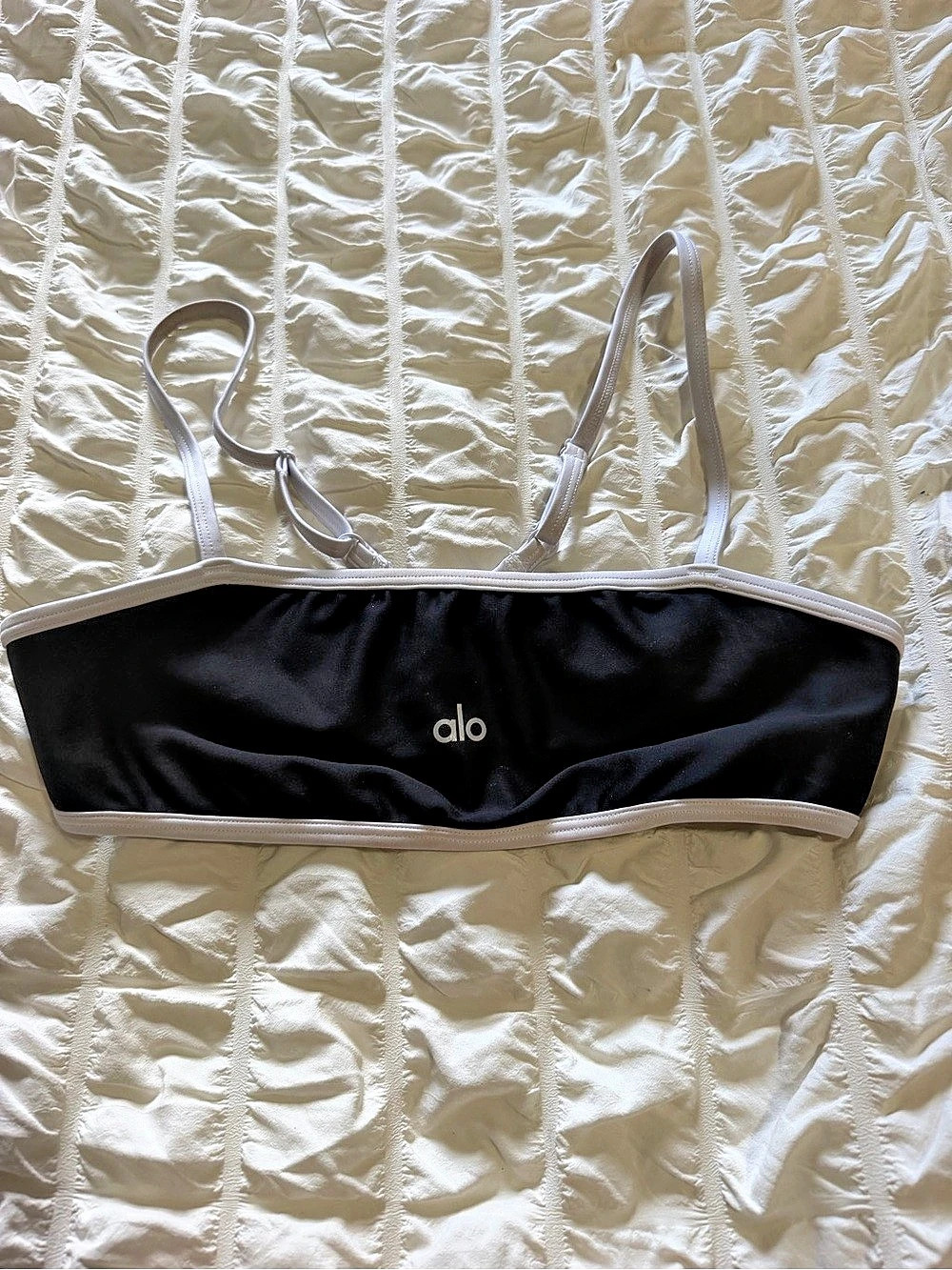 alo Black & White Sports Bra Size Small Like New